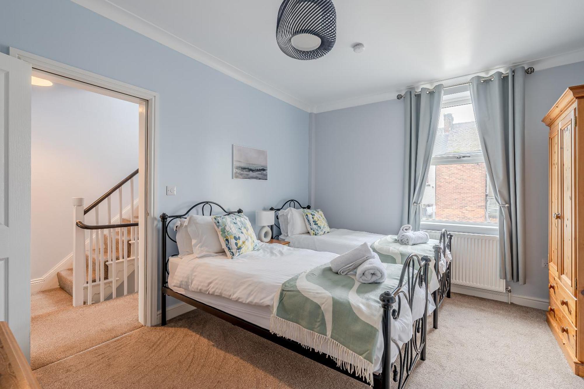 Rosemill - Large Pet Friendly Home With Off Road Parking Whitby Exterior foto
