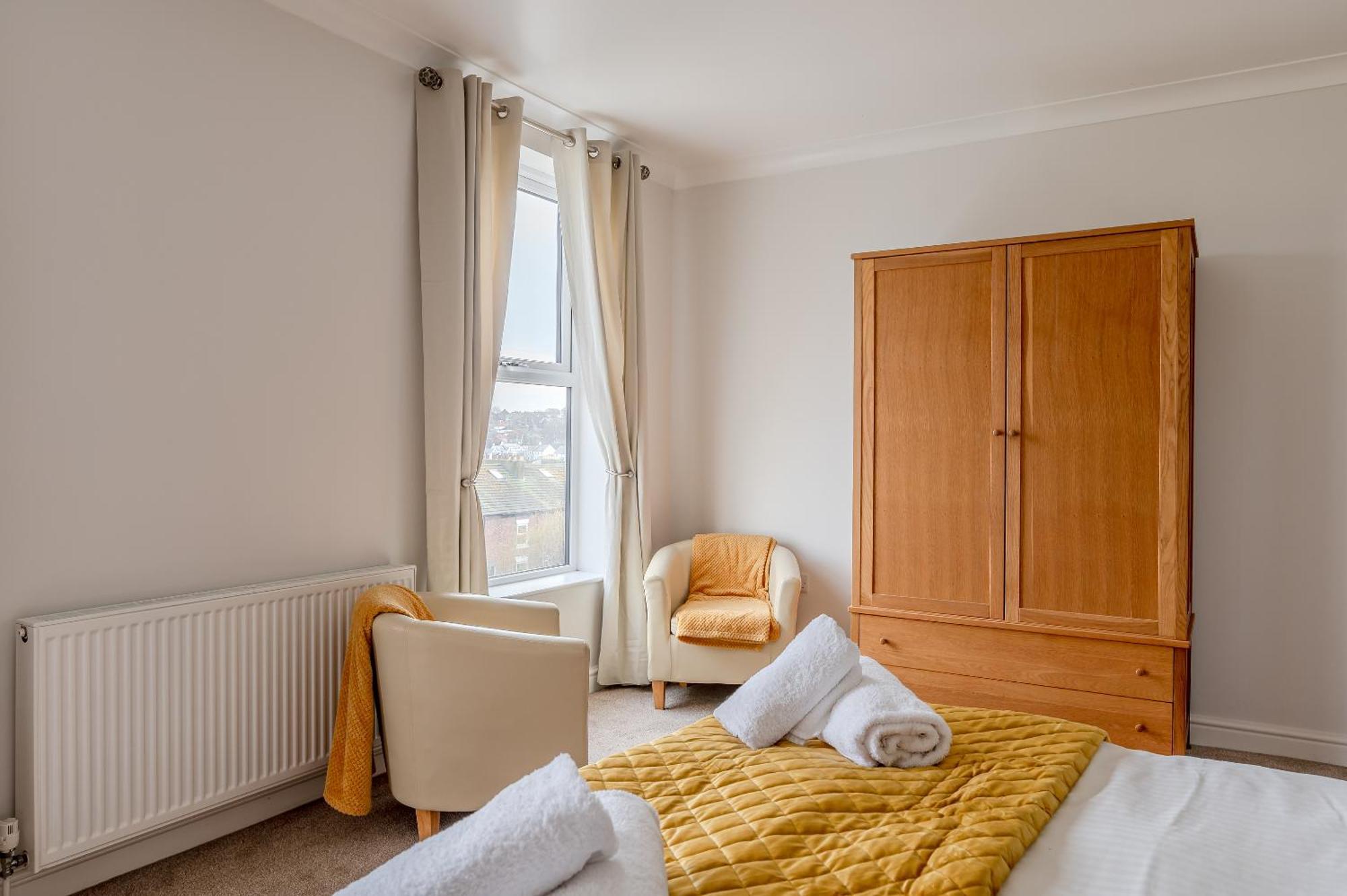 Rosemill - Large Pet Friendly Home With Off Road Parking Whitby Exterior foto