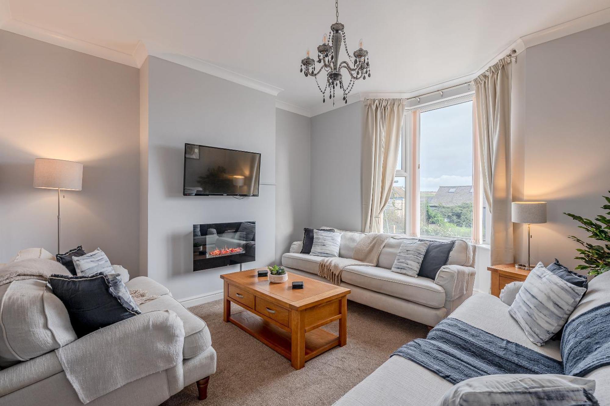 Rosemill - Large Pet Friendly Home With Off Road Parking Whitby Exterior foto